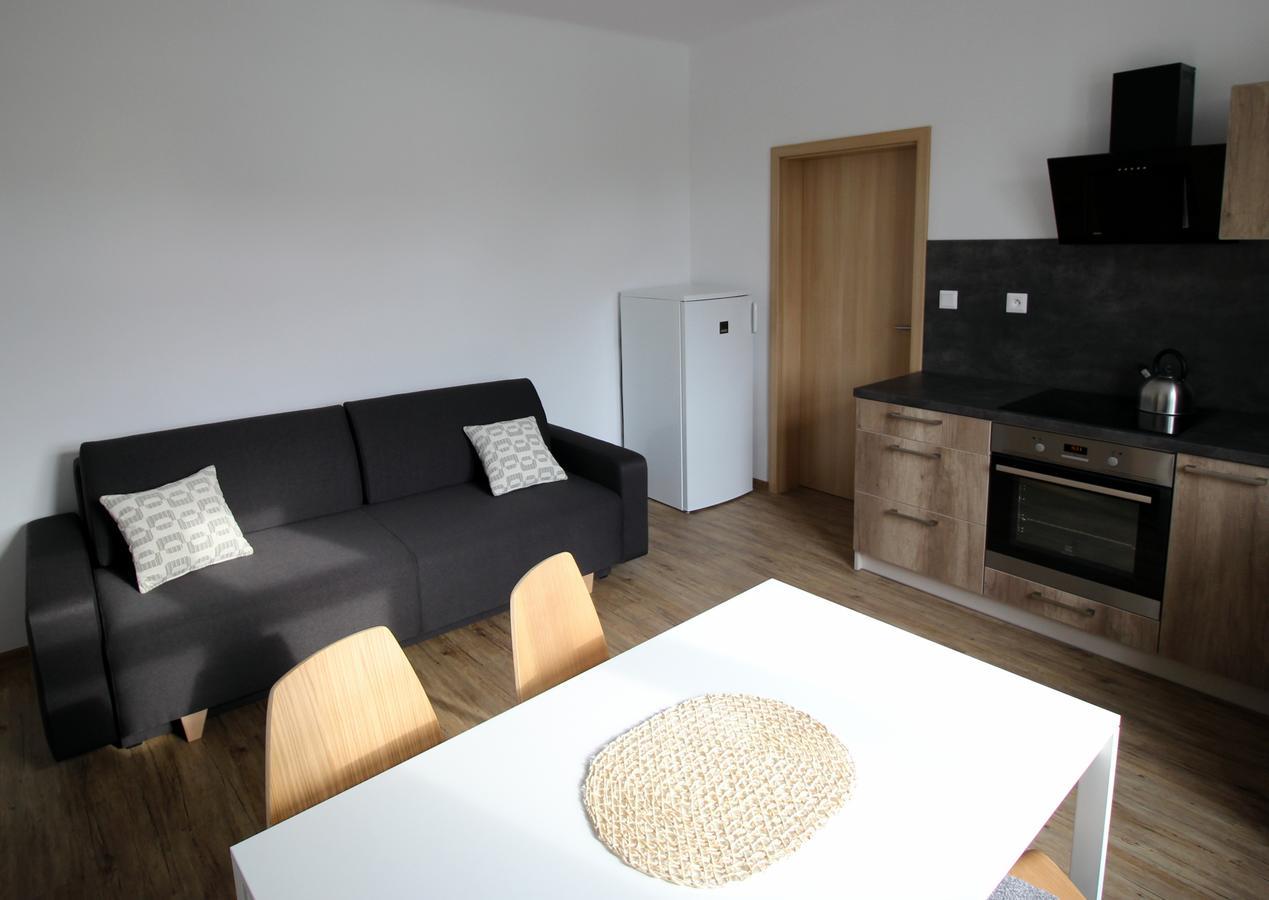 Apartmany Na Sadech Trebon Bagian luar foto