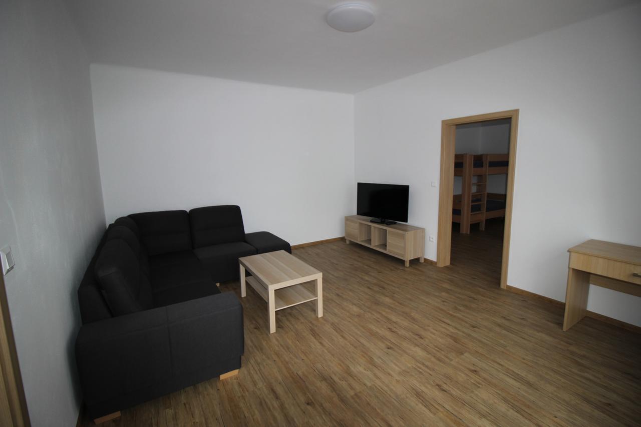 Apartmany Na Sadech Trebon Bagian luar foto